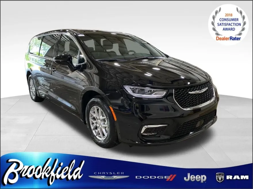 2026 Chrysler Pacifica photo 1