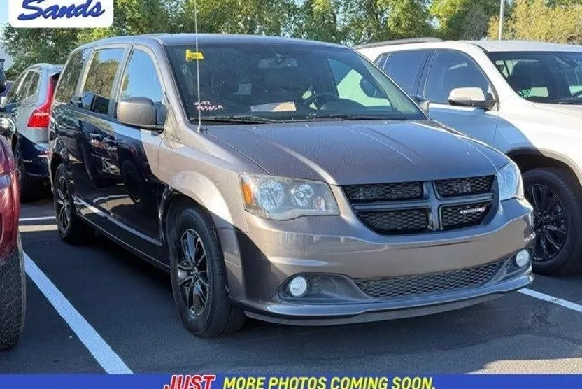 2018 Dodge Grand Caravan SXT photo 1