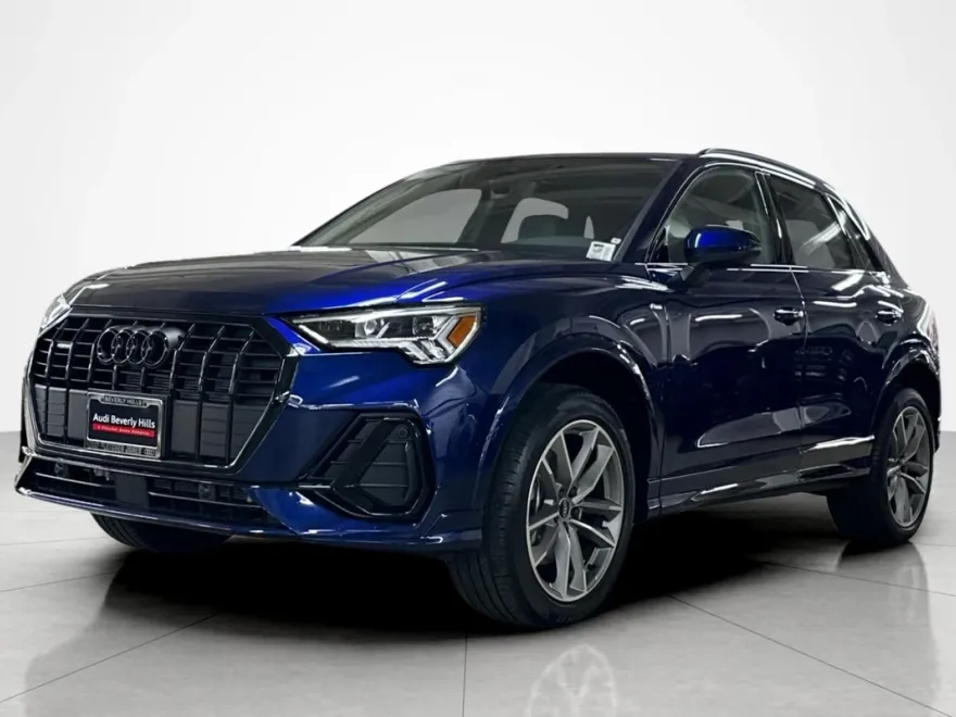 2025 Audi Q3 S line Premium 45 TFSI photo 1