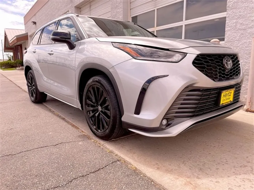 2024 Toyota Highlander XSE photo 1