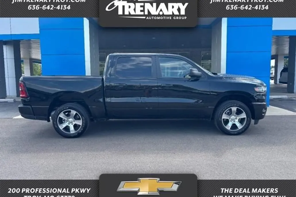 2025 Ram 1500 Tradesman photo 1