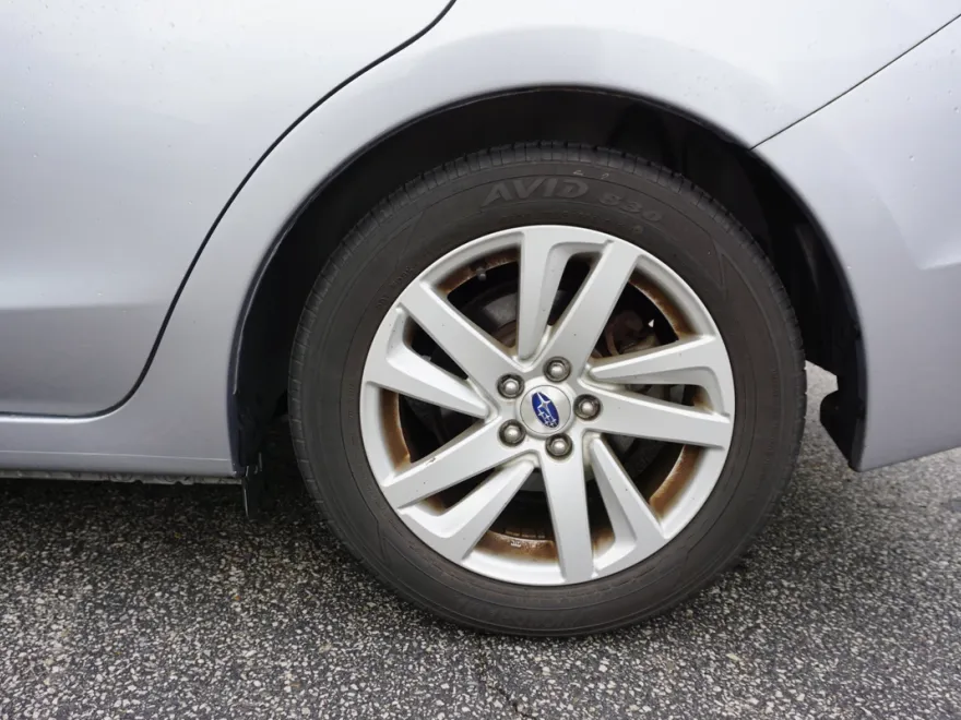2016 Subaru Impreza 2.0i Premium photo 1