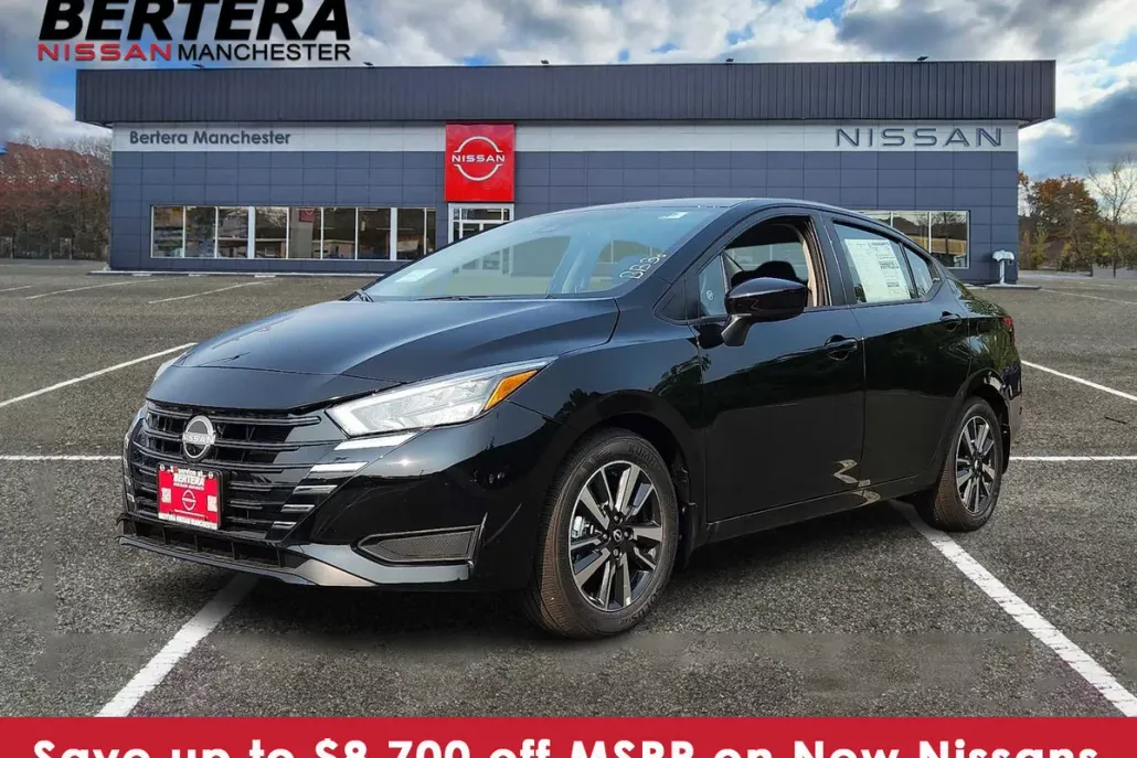 2025 Nissan Versa 1.6 SV photo 1