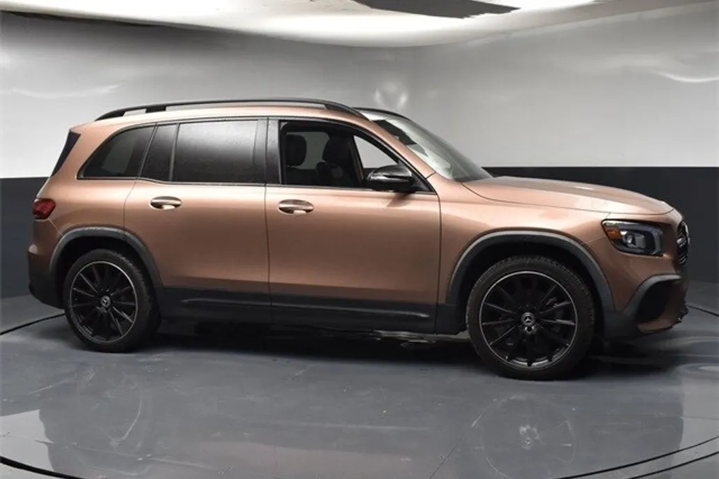 2022 Mercedes Benz GLB 250 photo 1