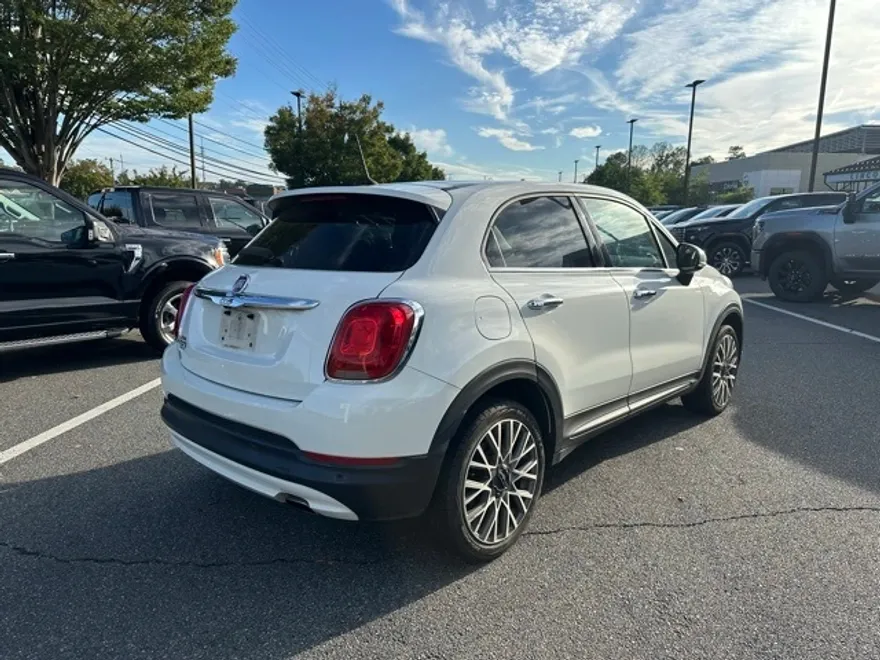 2018 Fiat 500X Lounge photo 2