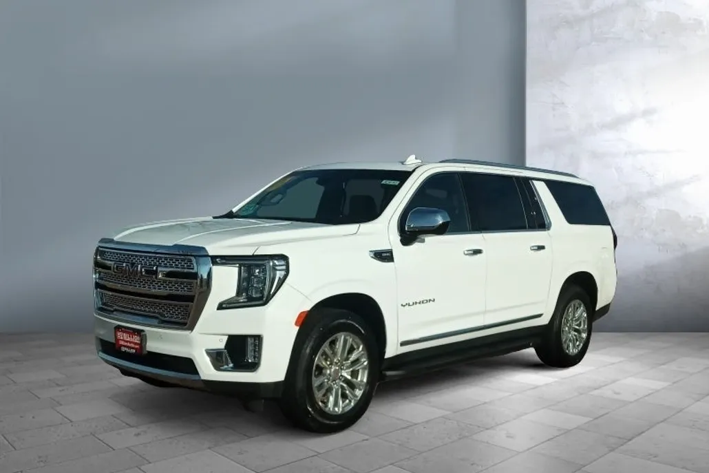 2023 Gmc Yukon XL SLT photo 1