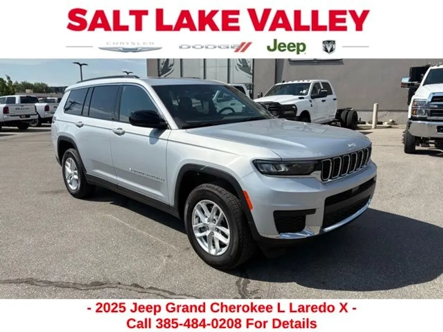 2025 Jeep Grand Cherokee Laredo photo 1