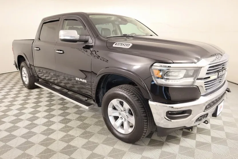 2019 Ram 1500 Laramie photo 1
