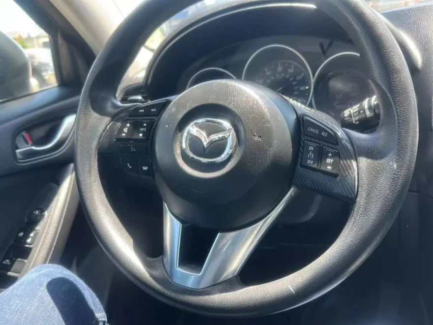 2016 Mazda CX-5 Sport photo 1
