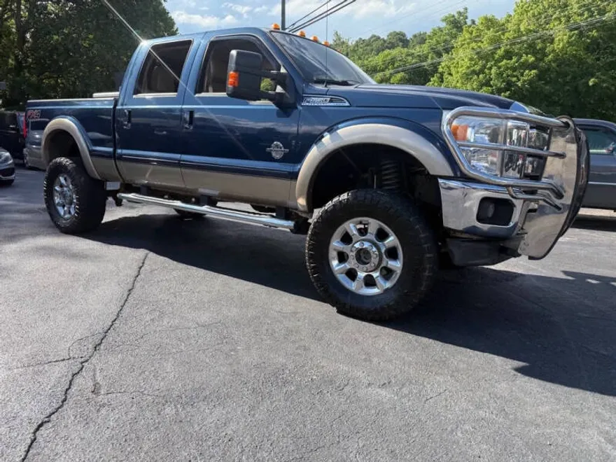 2014 Ford F-350 Lariat photo 1