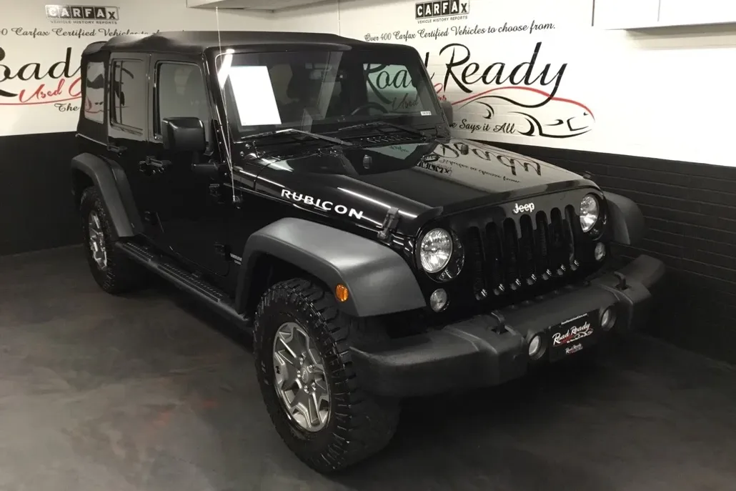 2015 Jeep Wrangler Unlimited Rubicon photo 1