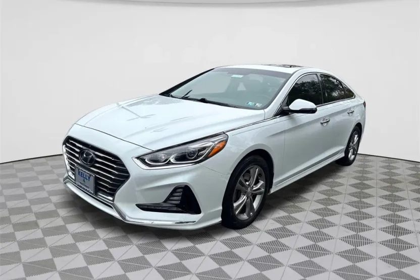 2018 Hyundai Sonata Limited photo 1