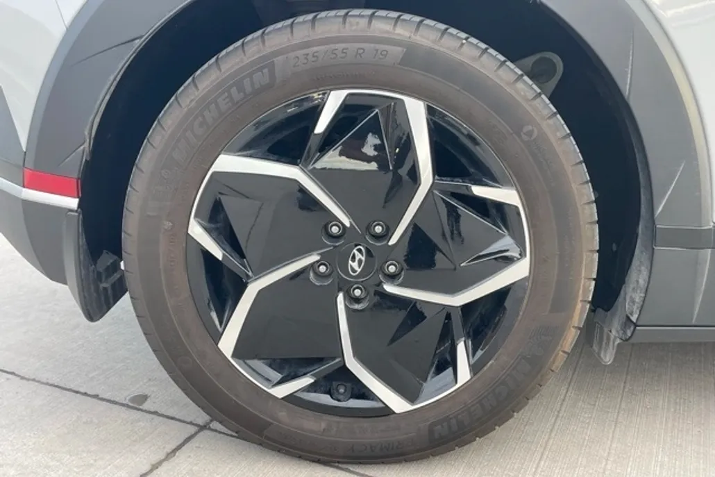 2023 Hyundai Ioniq 5 SEL photo 1