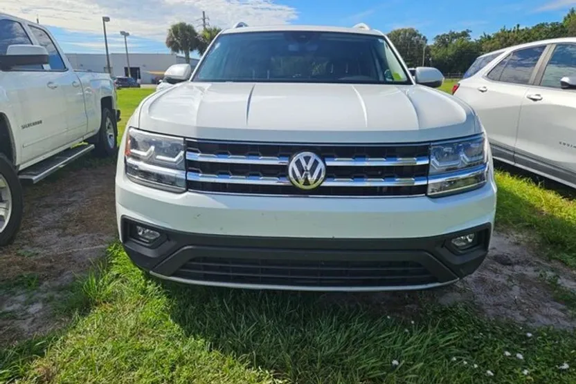 2019 Volkswagen Atlas SE Technology photo 1