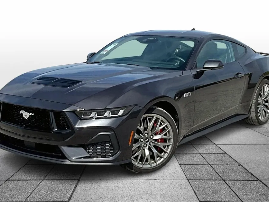 2024 Ford Mustang GT Premium photo 1