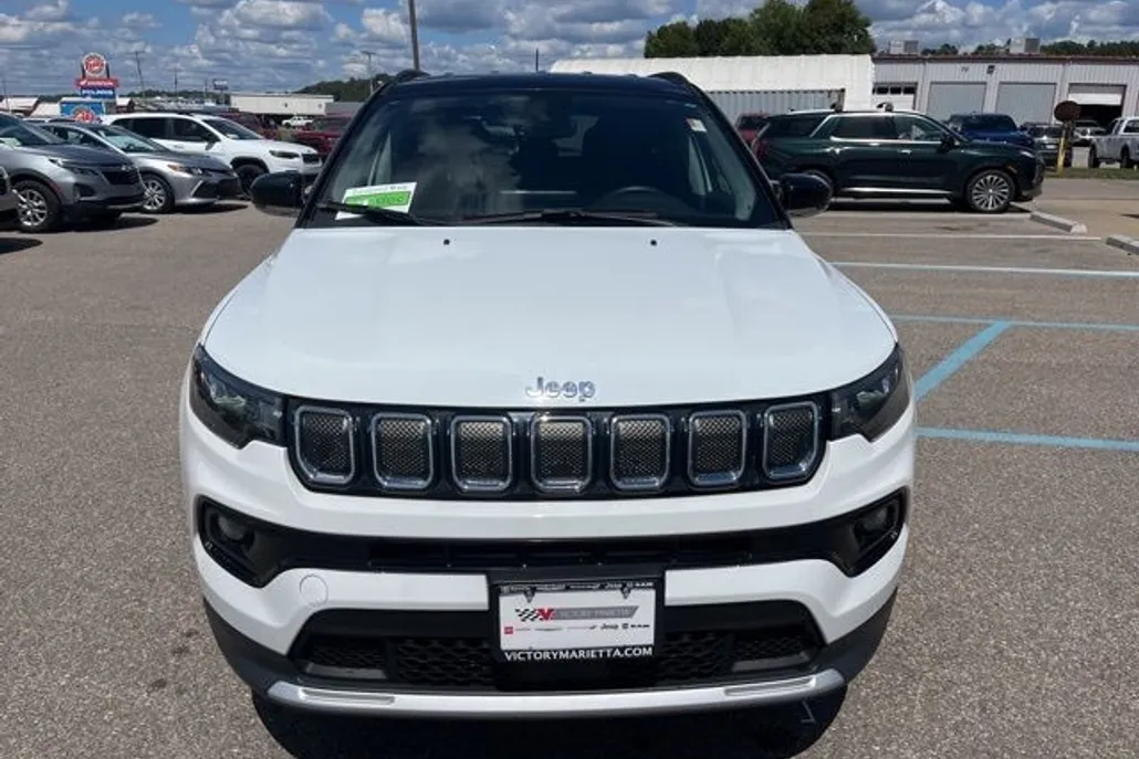 2022 Jeep Compass Limited photo 1