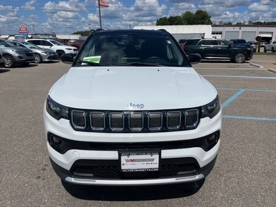 2022 Jeep Compass Limited photo 1