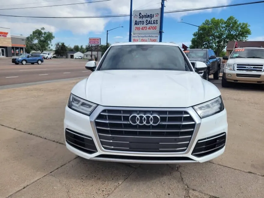 2018 Audi Q5 2.0T Premium Plus photo 1
