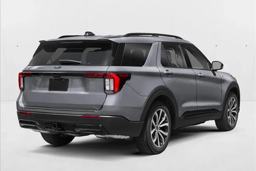 2026 Ford Explorer ST-Line photo 1