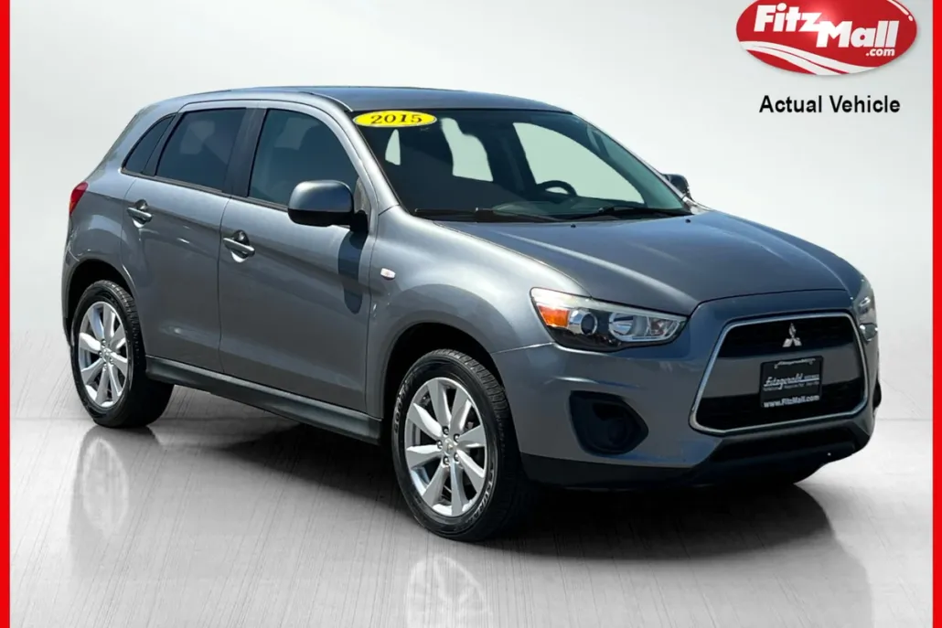 2015 Mitsubishi Outlander Sport ES photo 1