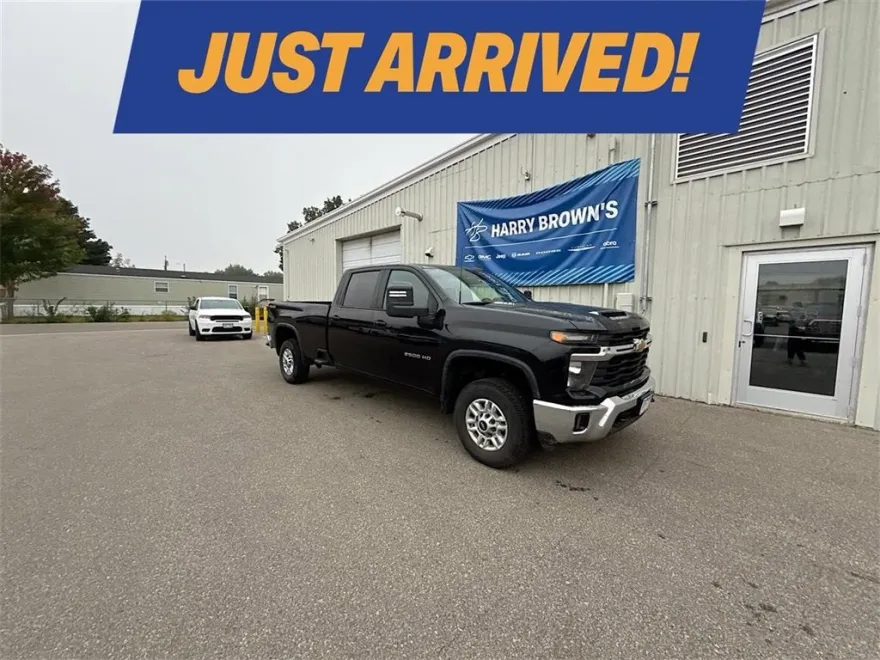 2025 Chevrolet Silverado 2500HD LT photo 1