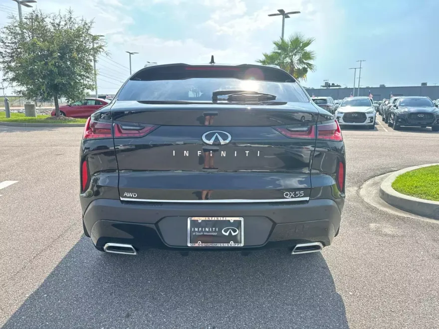 2025 Infiniti QX55 Essential photo 5