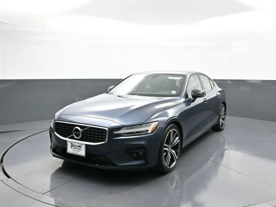2019 Volvo S60 T6 R-Design photo 1