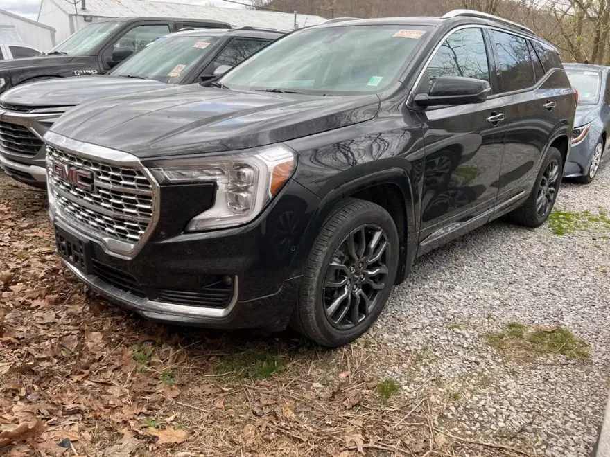 2023 Gmc Terrain Denali photo 1