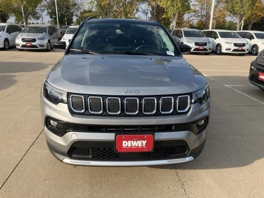 2022 Jeep Compass Limited photo 1