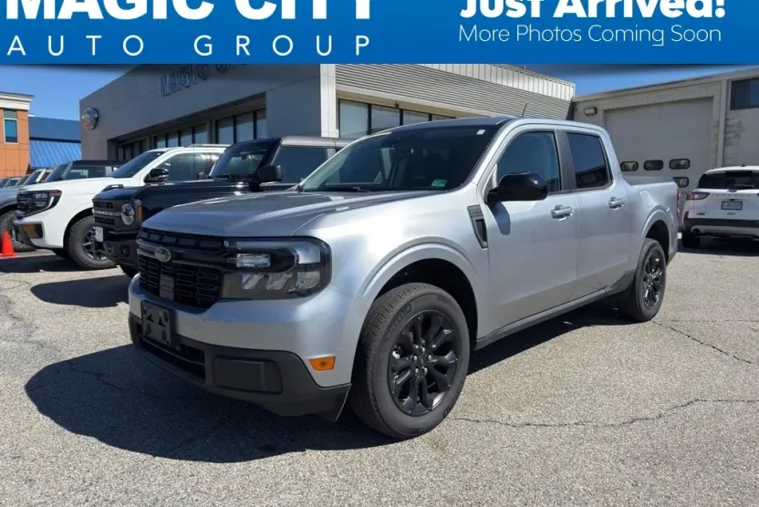 2024 Ford Maverick Lariat photo 1