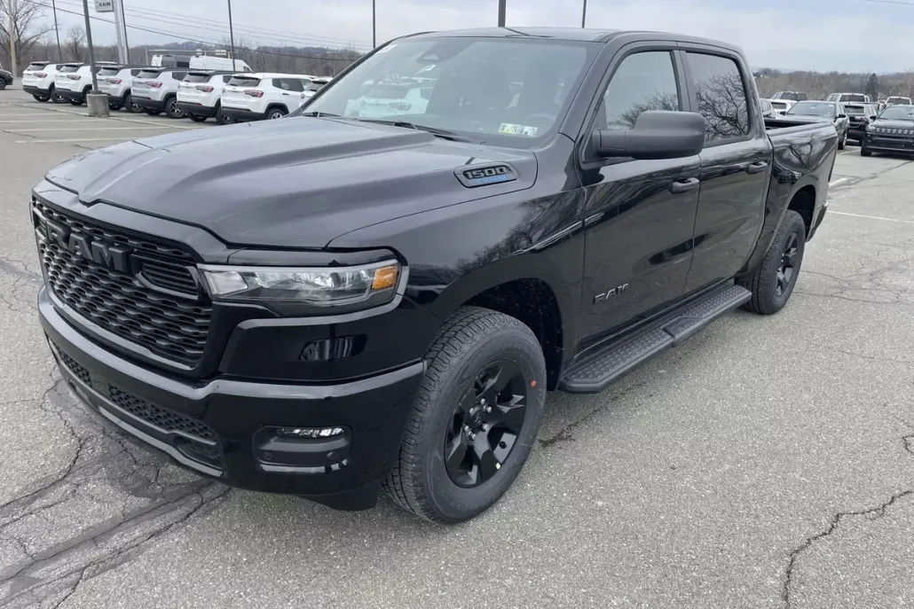 2025 Ram 1500 Tradesman photo 1