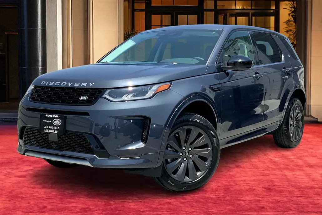 2025 Land Rover Discovery Sport S photo 1