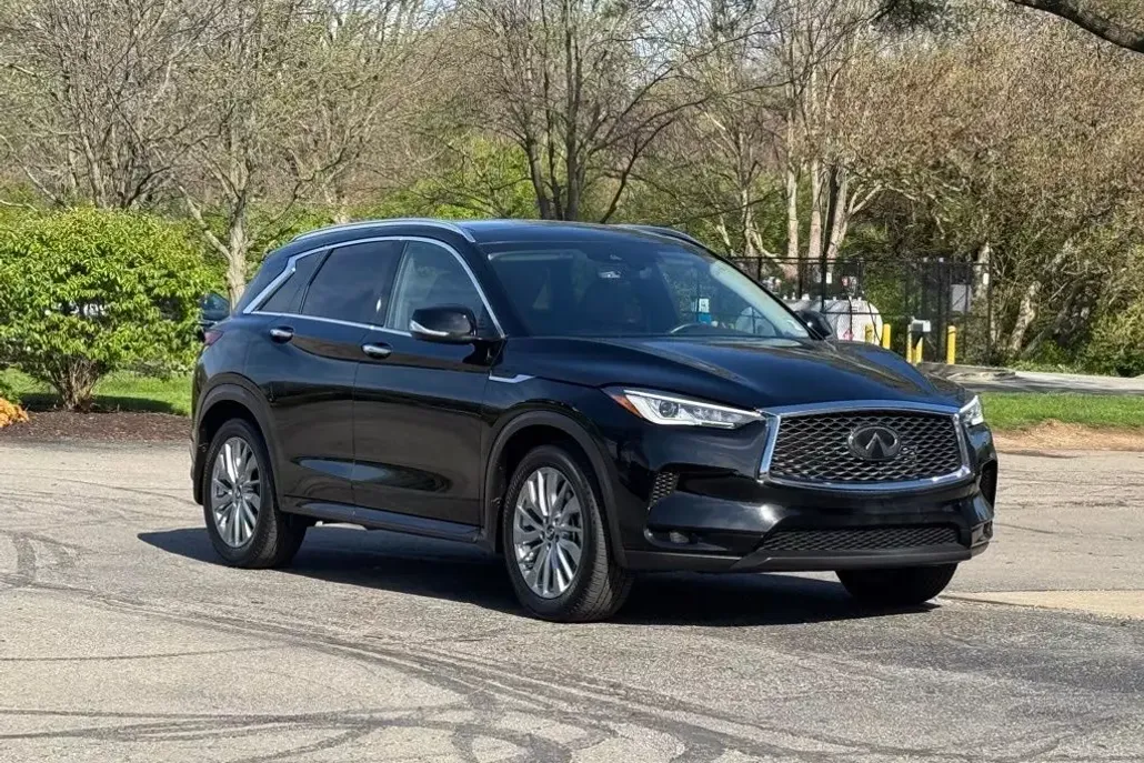 2024 Infiniti QX50 Luxe AWD photo 1