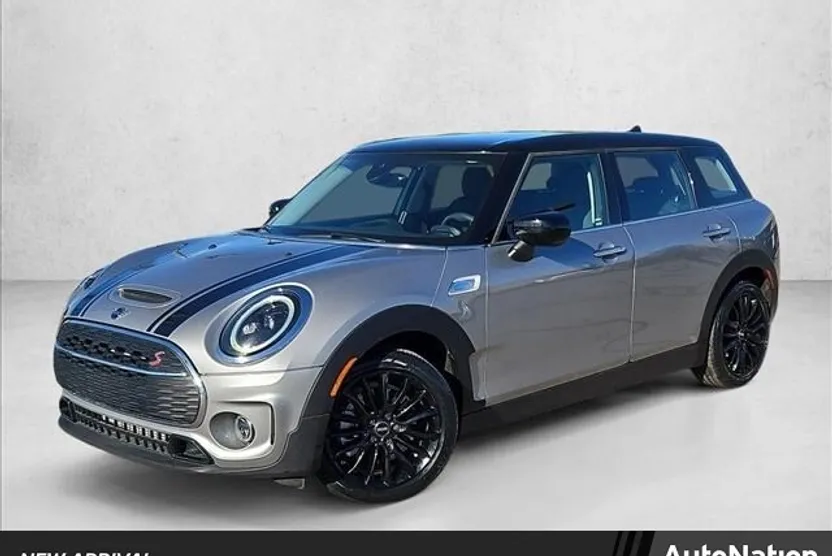 2023 Mini Clubman Base S photo 1