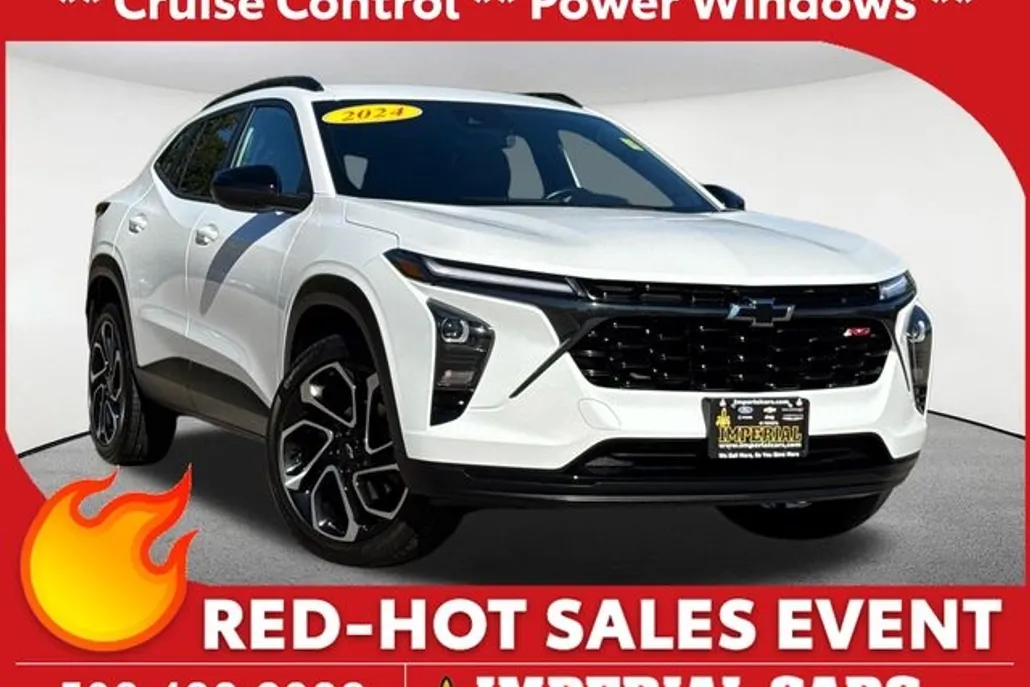 2024 Chevrolet Trax photo 1