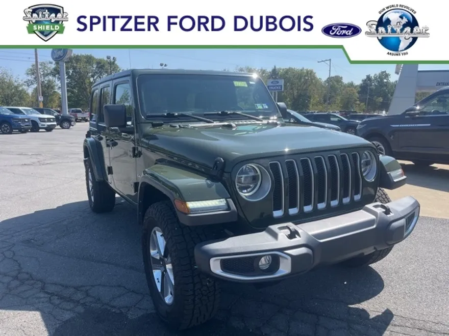 2022 Jeep Wrangler Unlimited Sahara photo 1