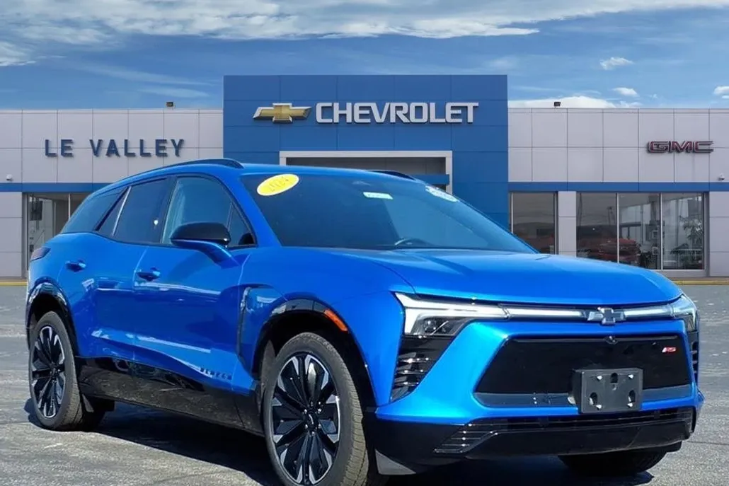 2024 Chevrolet Blazer EV RS photo 1