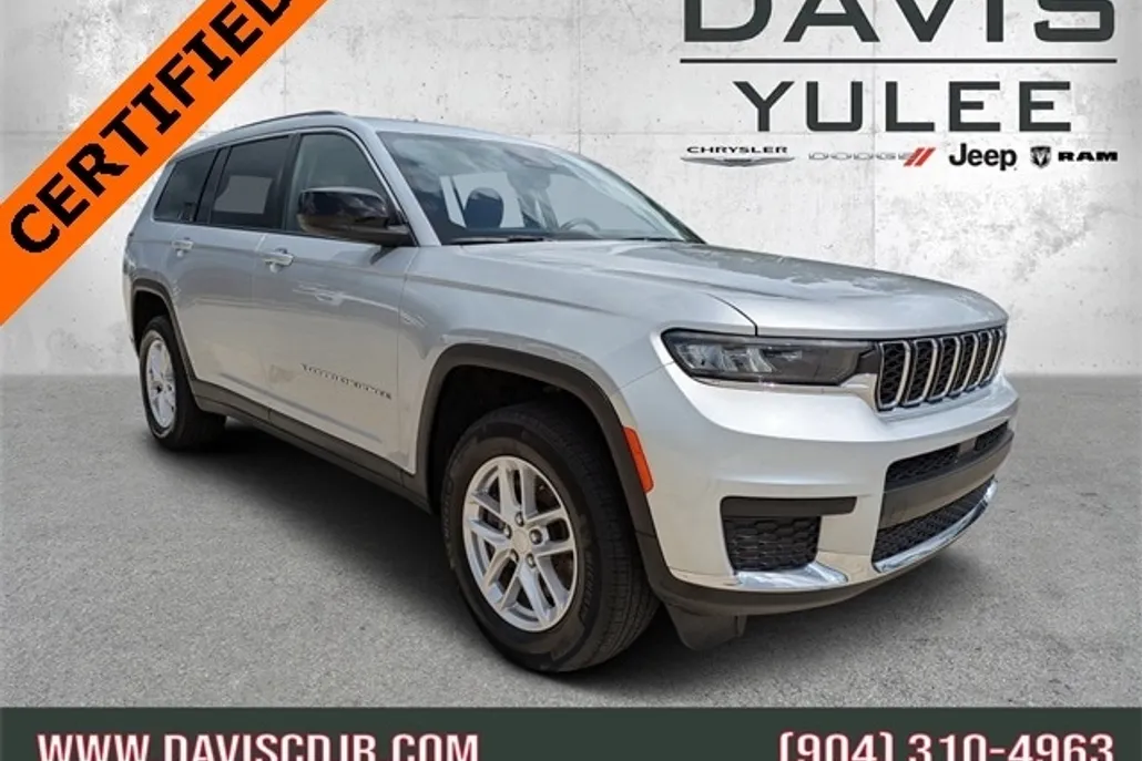 2023 Jeep Grand Cherokee Laredo photo 1