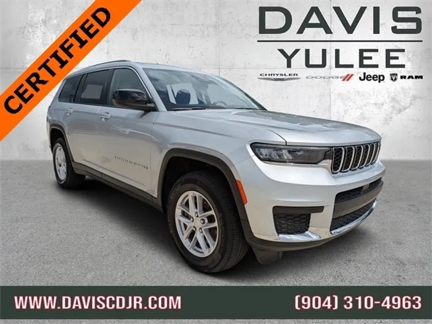 2023 Jeep Grand Cherokee Laredo photo 1