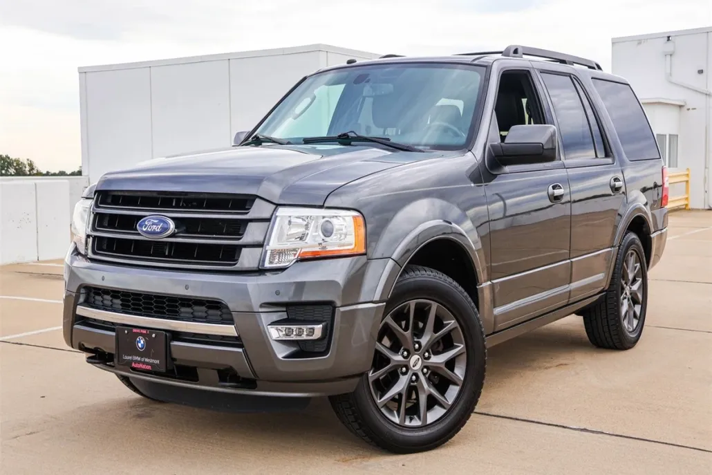 2017 Ford Expedition Limited photo 1