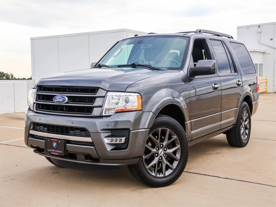 2017 Ford Expedition Limited photo 1