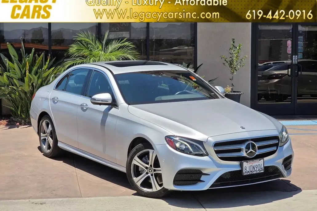 2019 Mercedes Benz E 300 photo 1