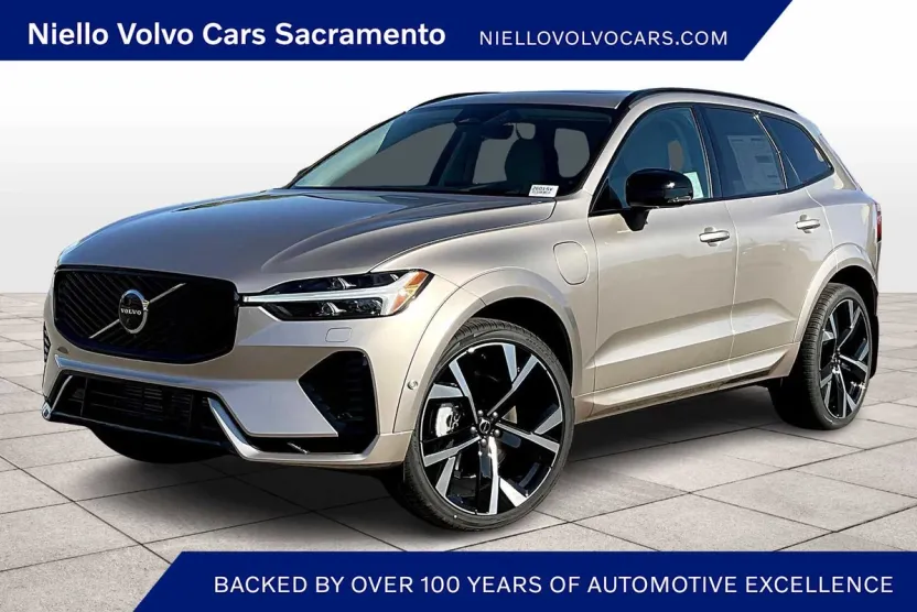 2026 Volvo XC60 T8 photo 1