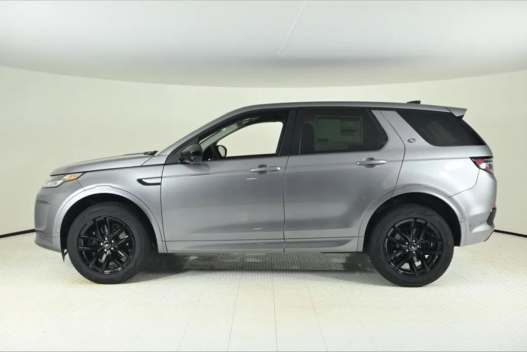 2025 Land Rover Discovery Sport S photo 1