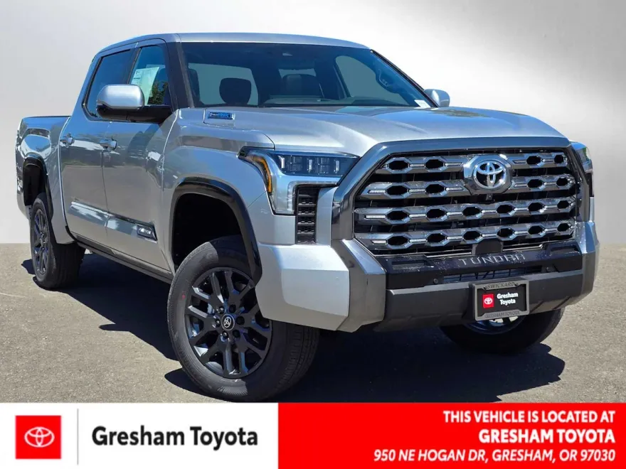 2025 Toyota Tundra Platinum photo 1
