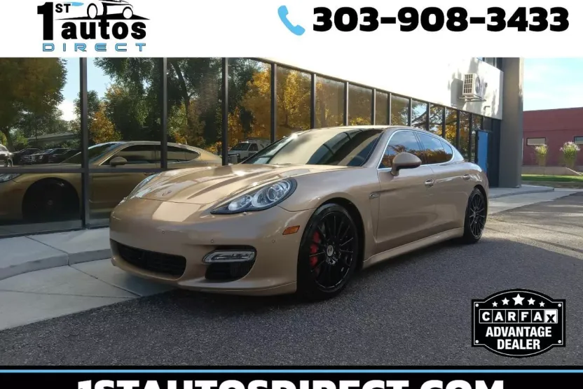 2011 Porsche Panamera Turbo photo 1