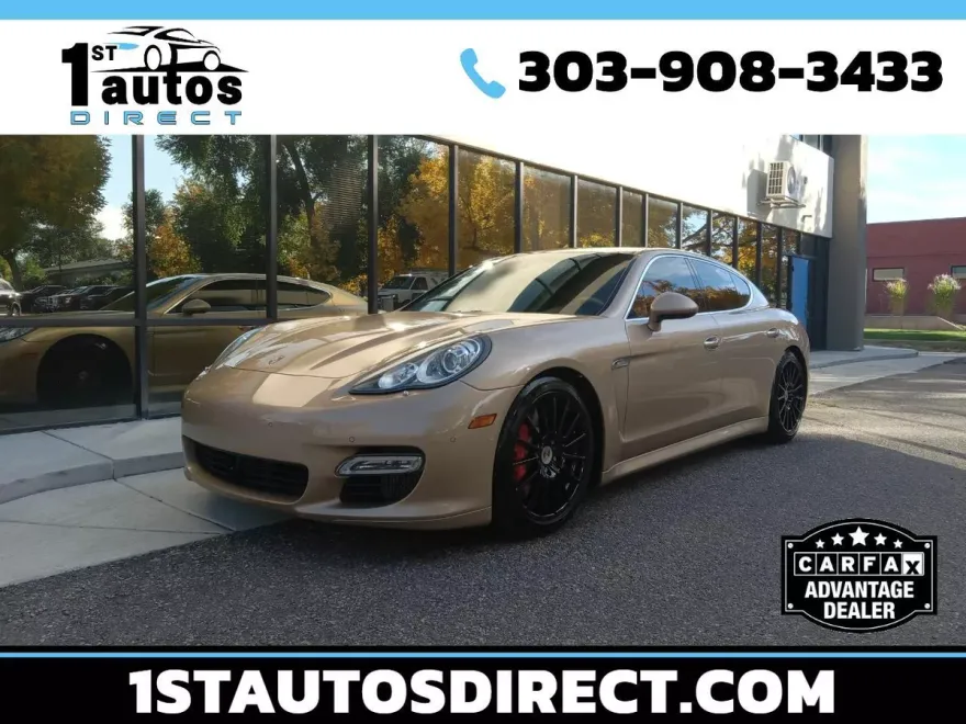 2011 Porsche Panamera Turbo photo 1