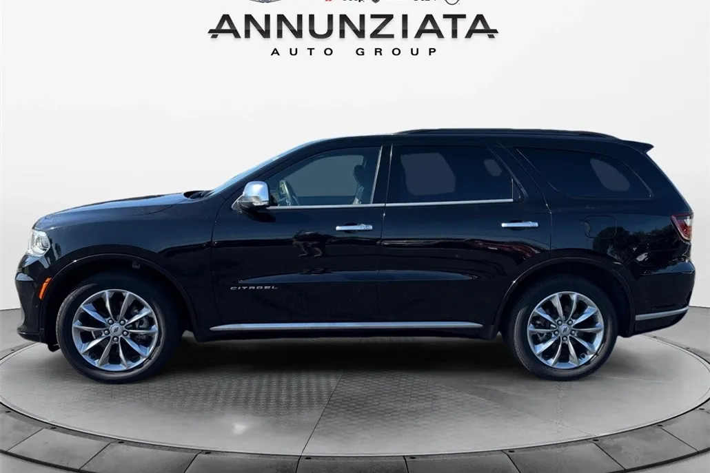 2022 Dodge Durango Citadel photo 1