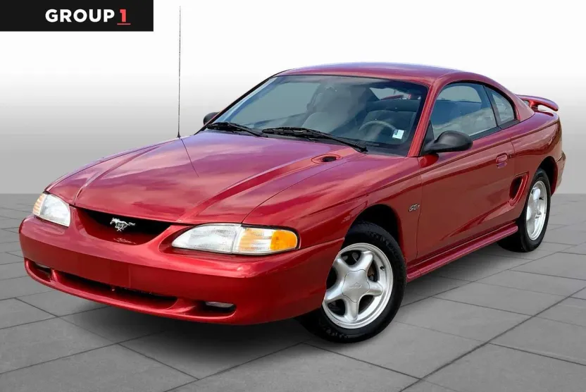 1996 Ford Mustang GT photo 1
