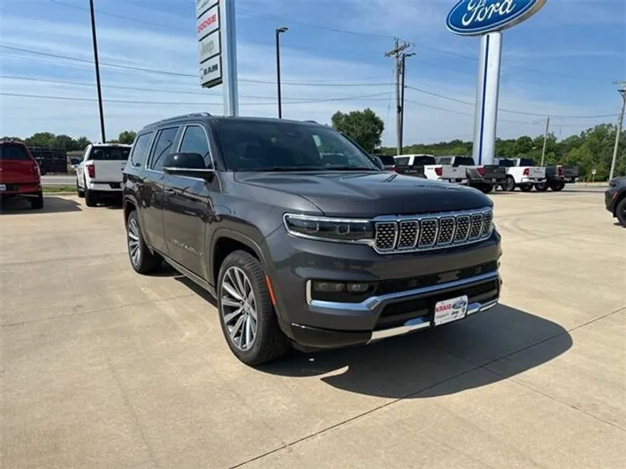 2024 Jeep Grand Wagoneer Base photo 1
